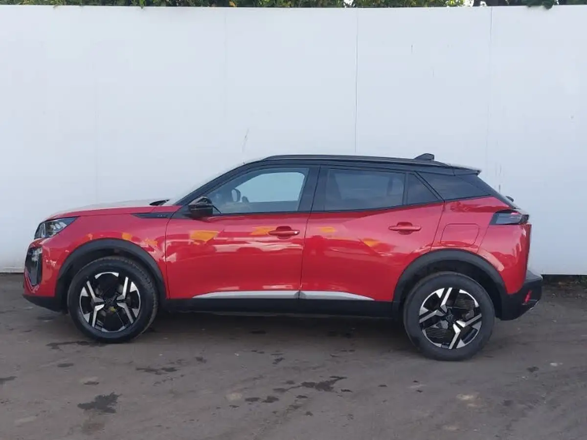 2024-peugeot-2008-suv-12-puretech-gt-130ps-eat8-big-3