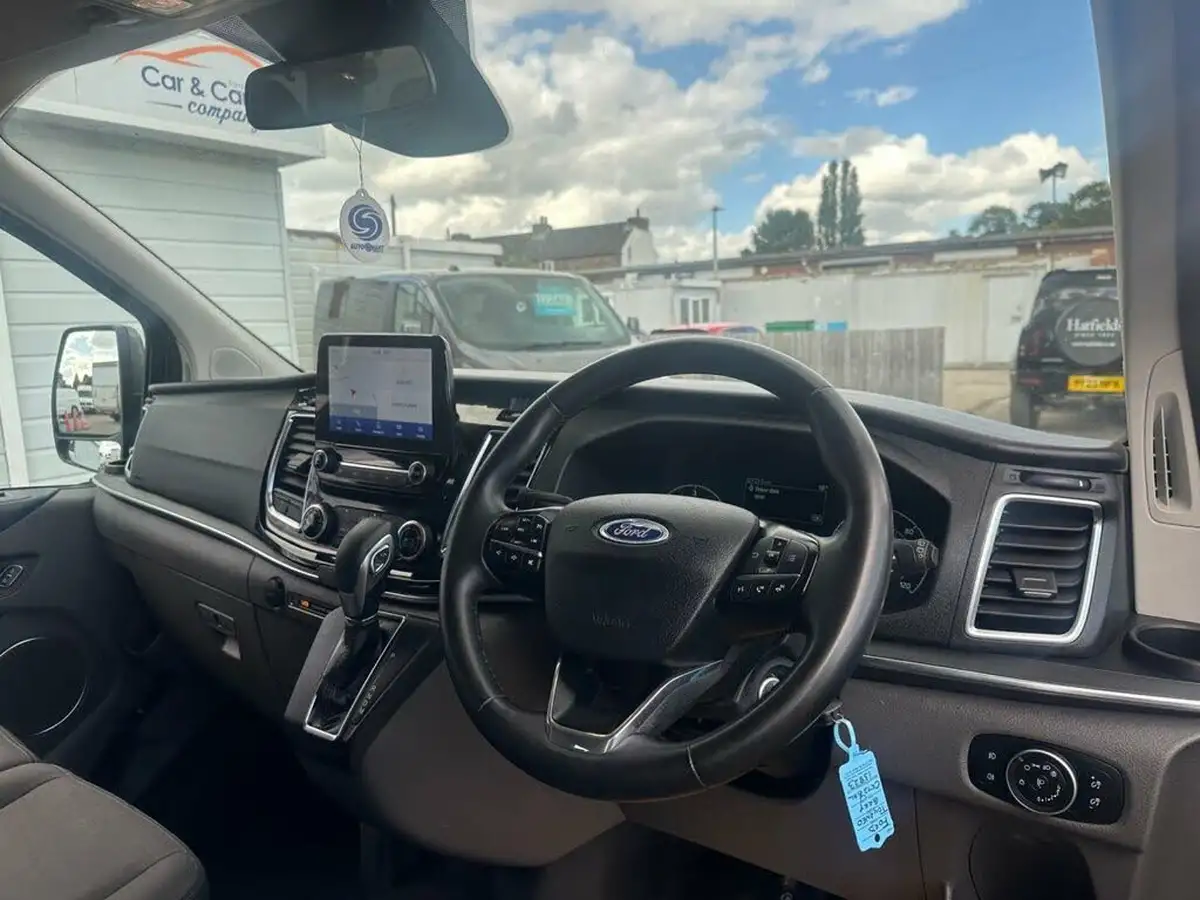 2022-ford-tourneo-custom-20tdci-320-l1-zetec-130pseu6dt-auto-big-8