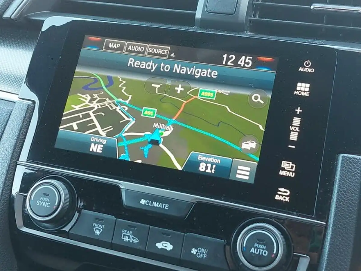 2019-honda-civic-10-vtec-turbo-sr-hatchback-5d-cvt-big-14