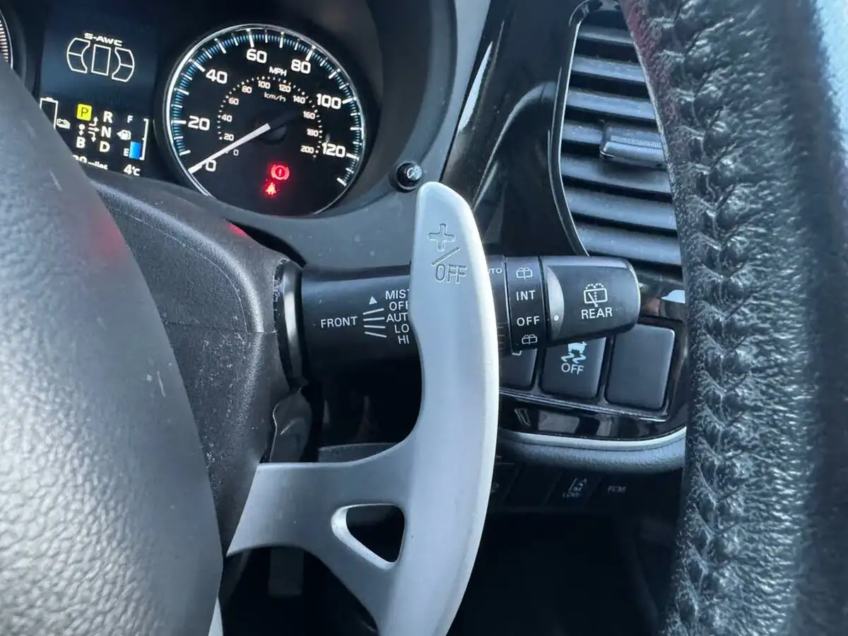 2014-mitsubishi-outlander-20-gx4hs-big-42