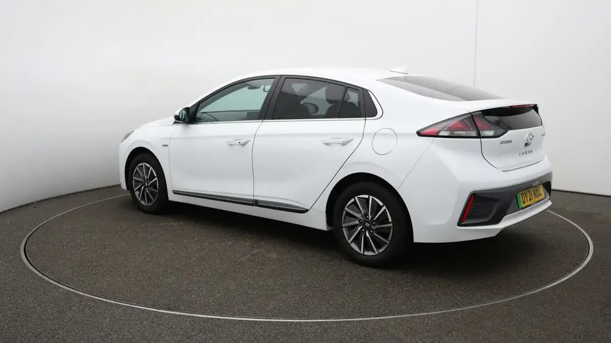 2021-hyundai-ioniq-e-premium-se-electric-100kw-big-66