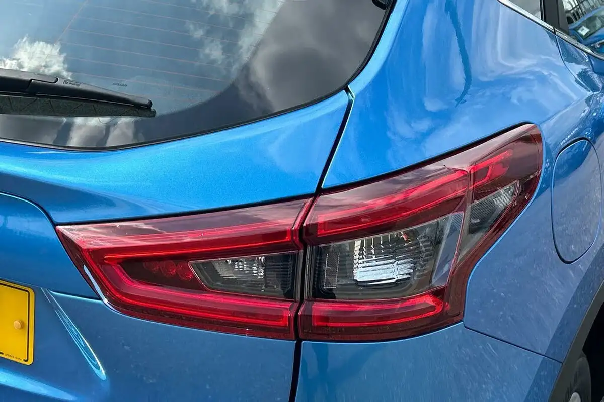 2019-nissan-qashqai-15dci-acenta-premium-heat-pack-big-26