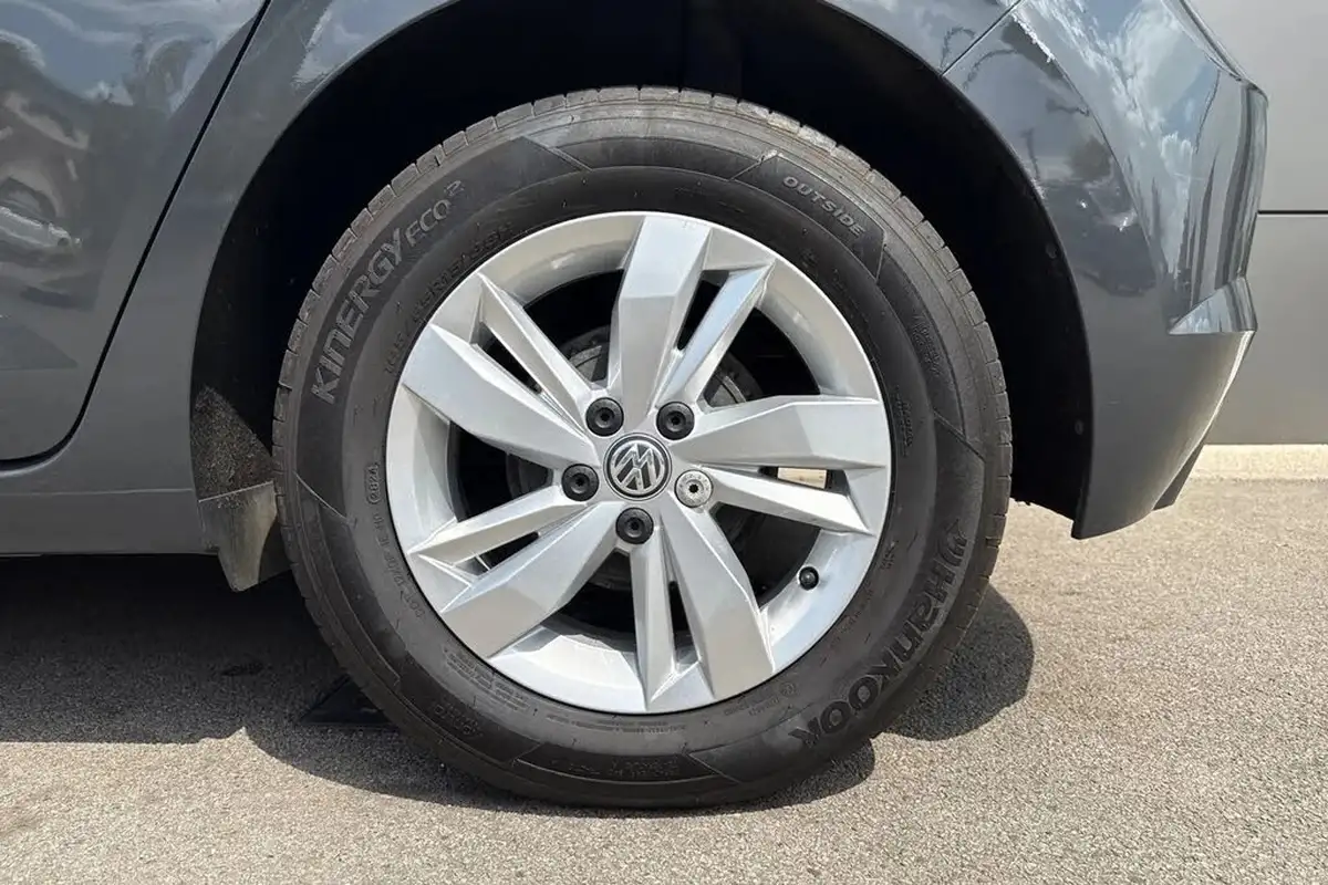 2019-volkswagen-polo-10-se-65ps-evo-ss-big-12