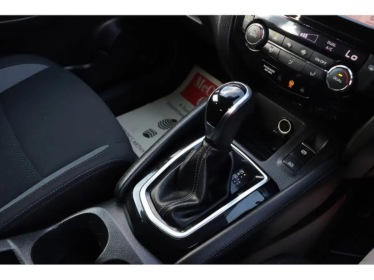2020-nissan-qashqai-13-dig-t-acenta-premium-160ps-dct-big-39