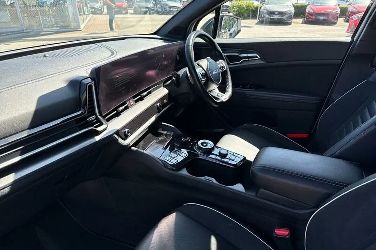 2022-kia-sportage-16-t-gdi-gt-line-s-226bhp-hev-1598cc-auto-big-17