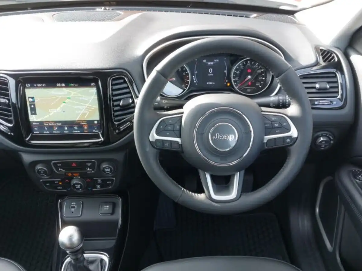 2020-jeep-compass-14-multiair-ii-night-eagle-big-6