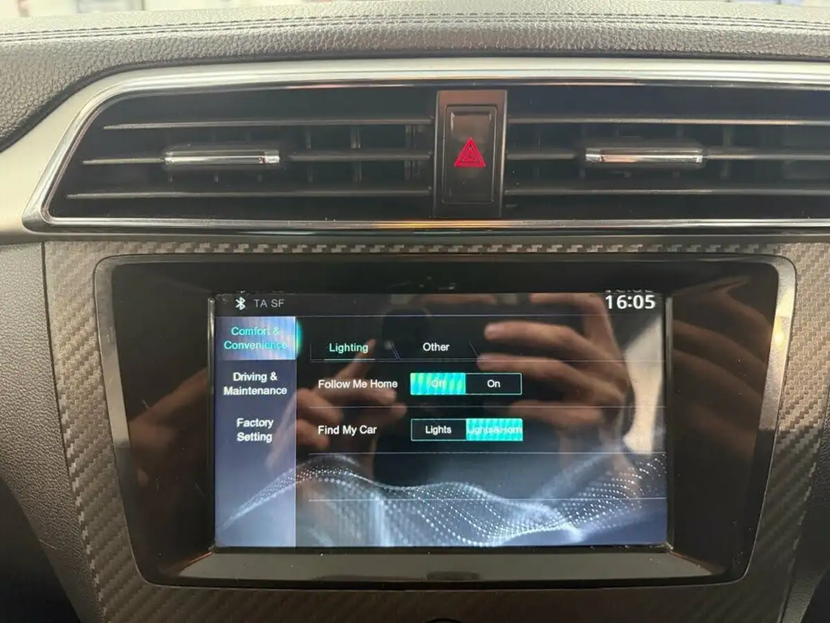 2019-mg-zs-suv-10t-gdi-exclusive-111ps-big-43