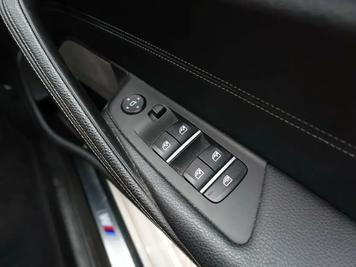 2019-bmw-5-series-30-540i-m-sport-plus-pack-saloon-4d-big-36