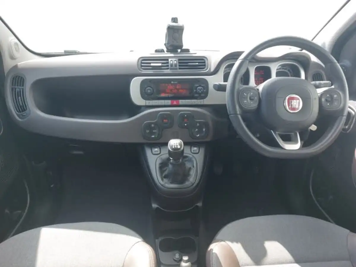 2021-fiat-panda-12-city-cross-big-2