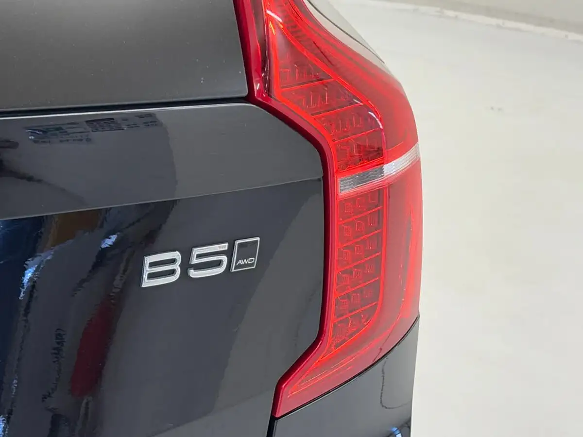 2022-volvo-xc90-20-b5-plus-big-36