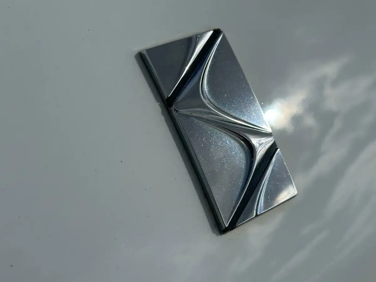 2013-citroen-ds3-16e-hdi-dstyle-plus-airdream-big-4
