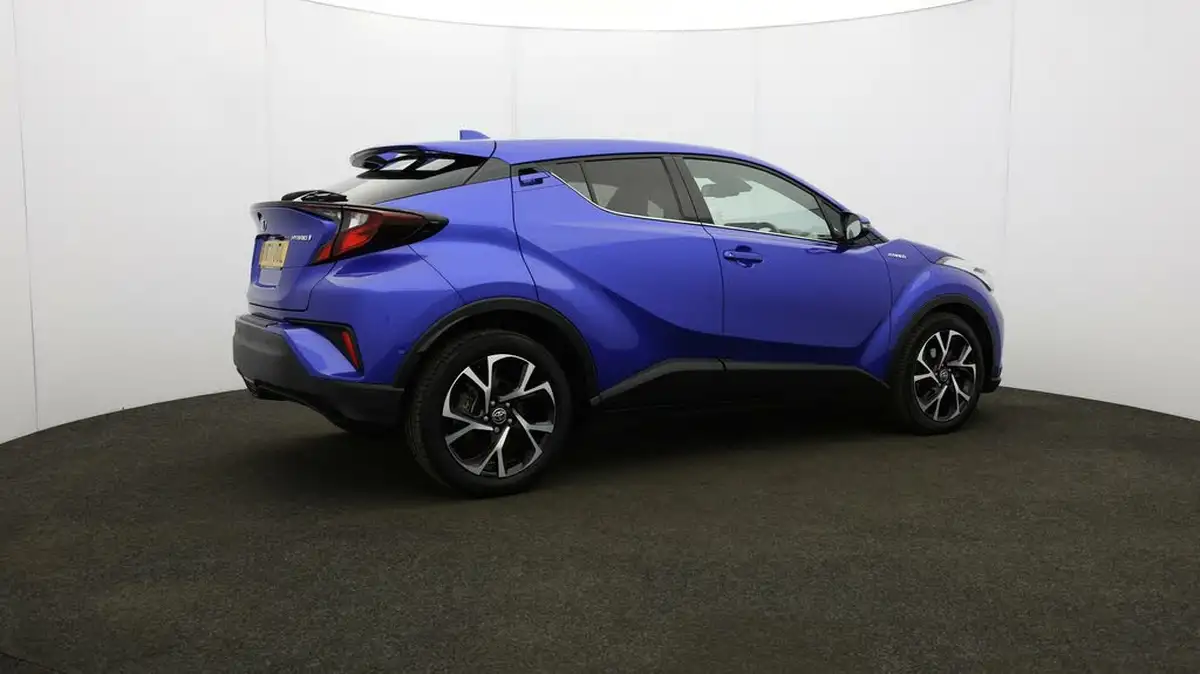 2021-toyota-c-hr-18-vvt-i-design-big-49