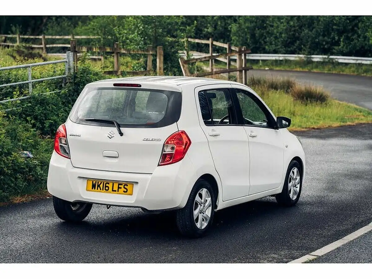 2016-suzuki-celerio-10-sz3-dualjet-big-10