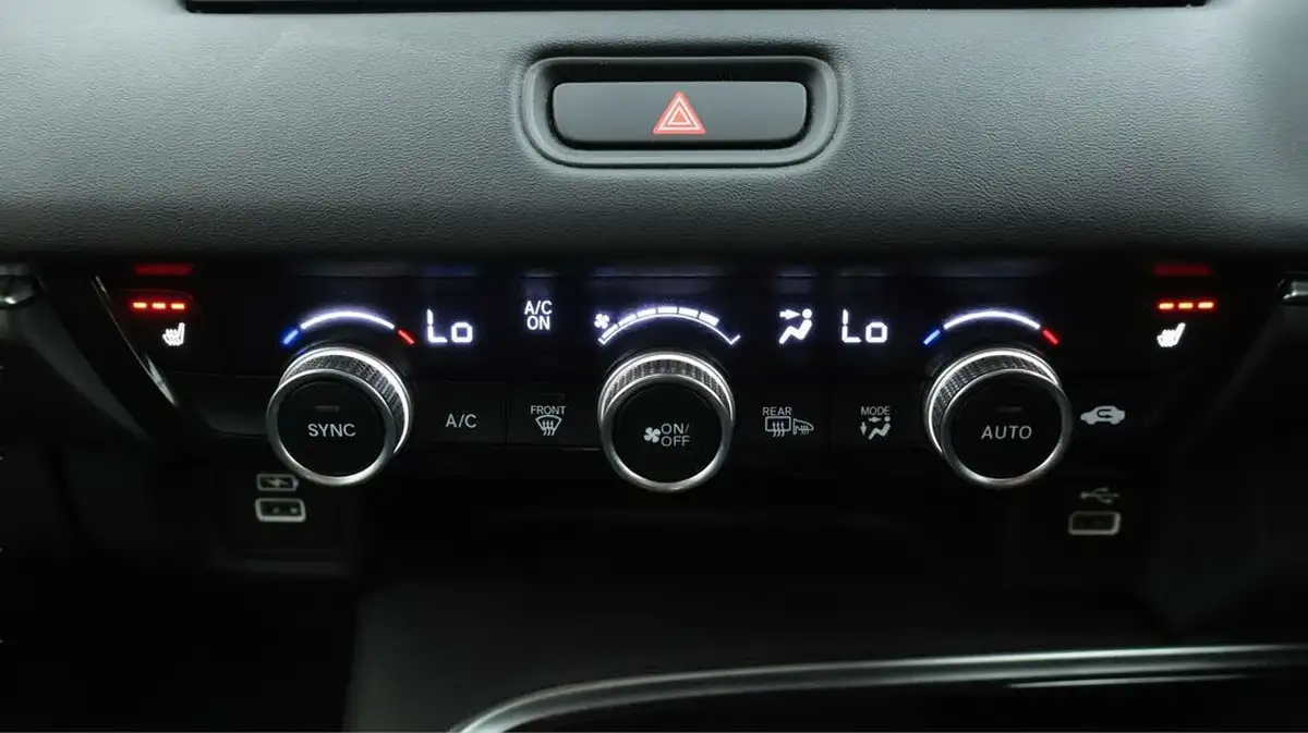 2022-honda-hr-v-15-i-mmd-advance-big-12