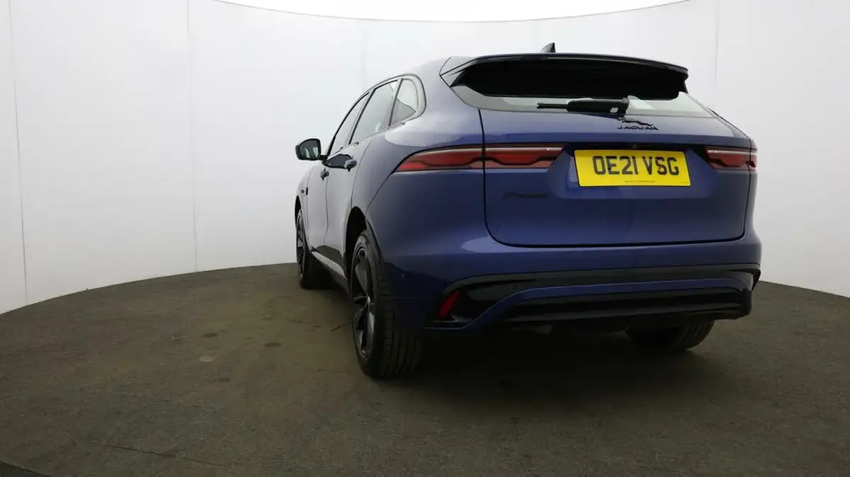 2021-jaguar-f-pace-20-d200-r-dynamic-se-mhev-big-30