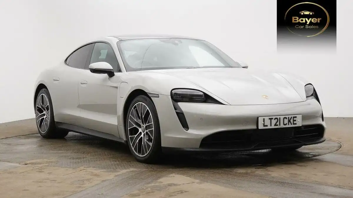 2021-porsche-taycan-e-base-476ps-performance-battery-plus-big-0
