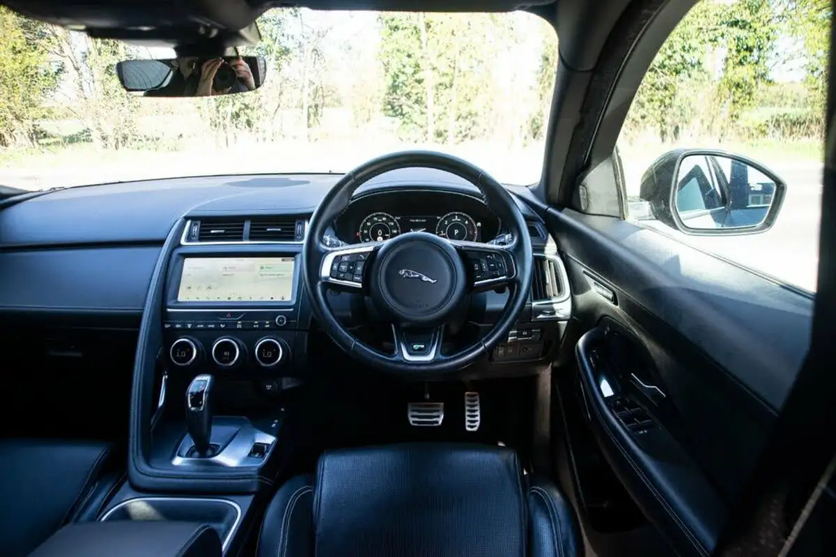 2019-jaguar-e-pace-20-i4d-r-dynamic-hse-180ps-big-9
