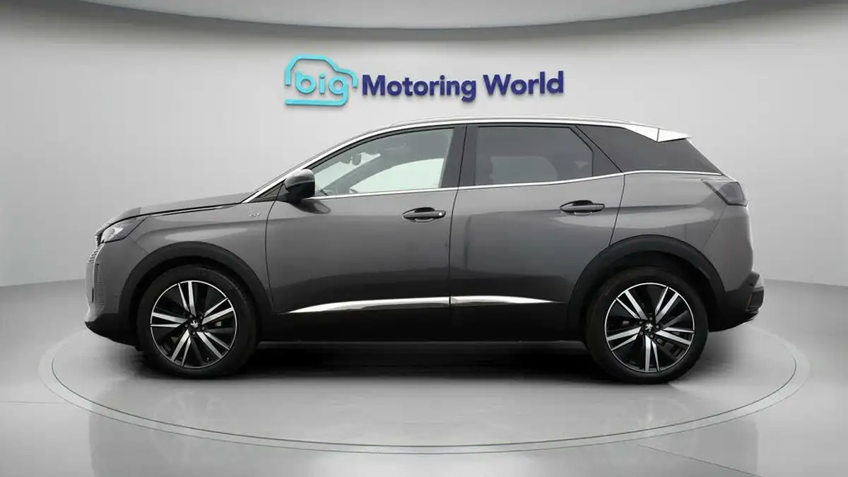 2022-peugeot-3008-suv-12-puretech-gt-premium-big-3
