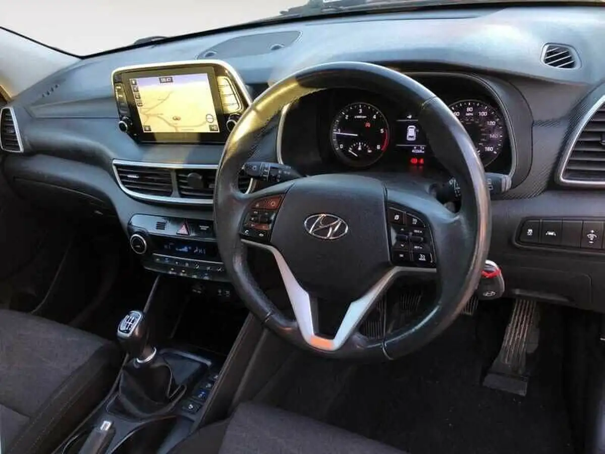 2018-hyundai-tucson-16crdi-se-nav-115ps-big-4