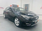 2016-infiniti-q30-15d-se-small-7
