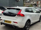 2016-volvo-v40-20td-d3-r-design-nav-small-7