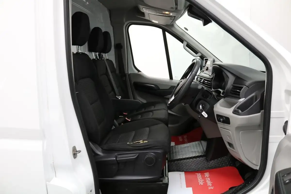 2022-maxus-deliver-9-20tdi-l3h2-big-22