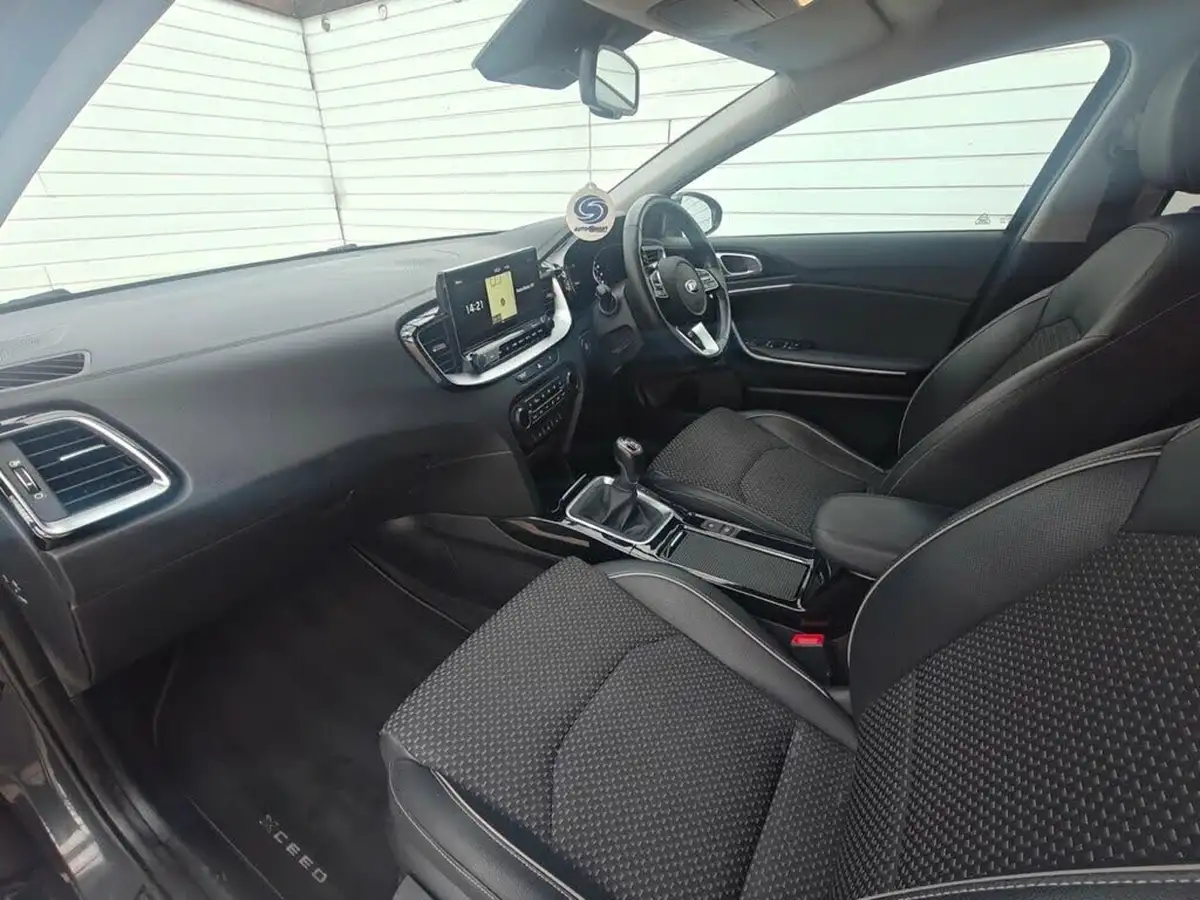 2020-kia-xceed-14-t-gdi-3-big-3