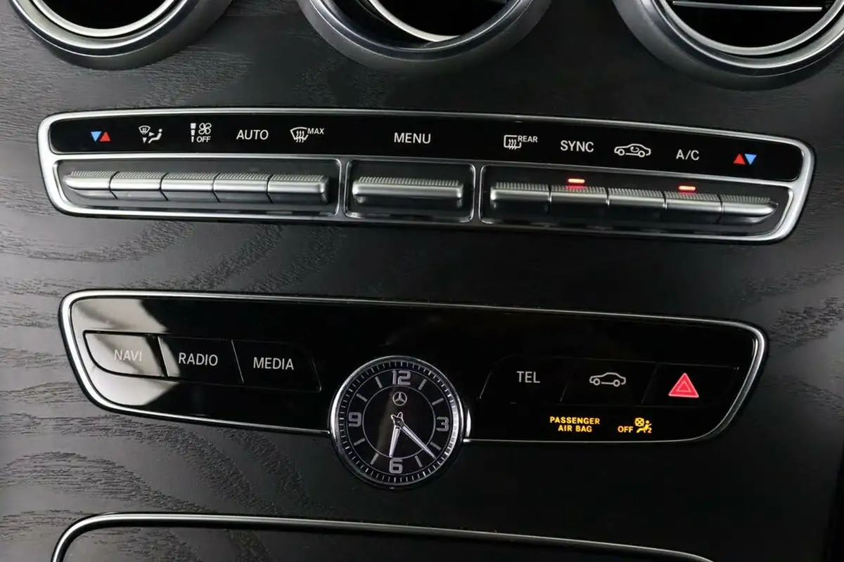 2019-mercedes-benz-c-class-20d-c220d-amg-line-premium-coupe-2d-big-22