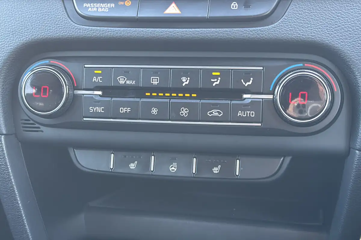 2023-kia-pro-ceed-15-t-gdi-gt-line-158bhp-big-15