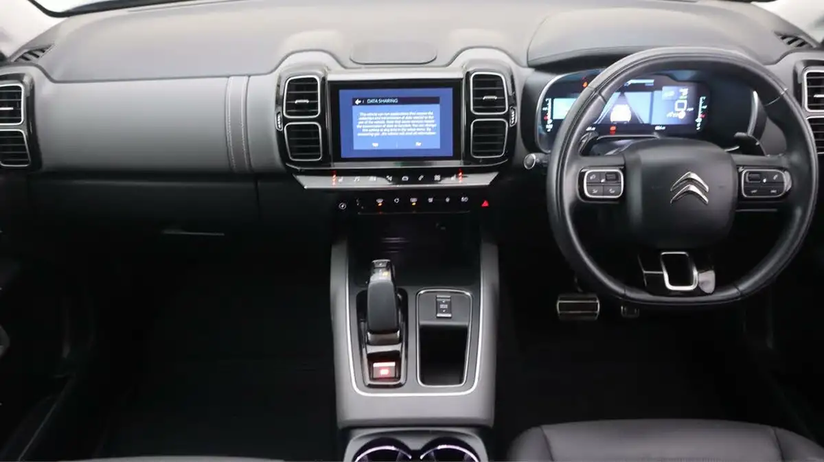 2021-citroen-c5-aircross-16-puretech-shine-plus-5d-big-12
