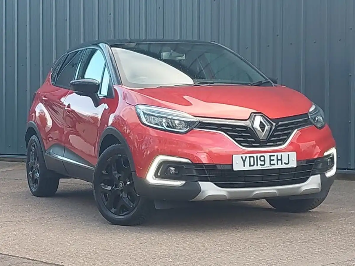 2019-renault-captur-09-tce-gt-line-big-0