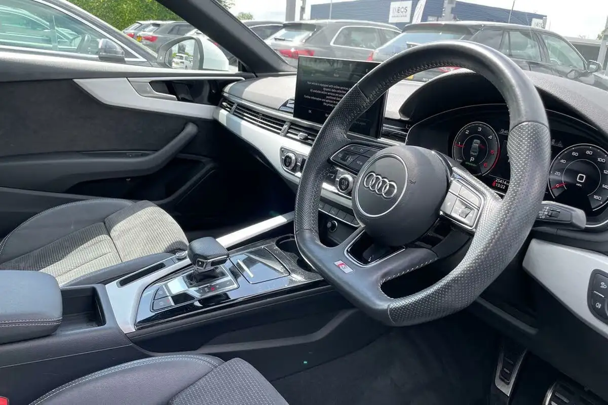 2021-audi-a5-20-35-tdi-s-line-coupe-2d-big-24