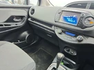2015-toyota-yaris-15-vvt-i-icon-hybrid-small-25