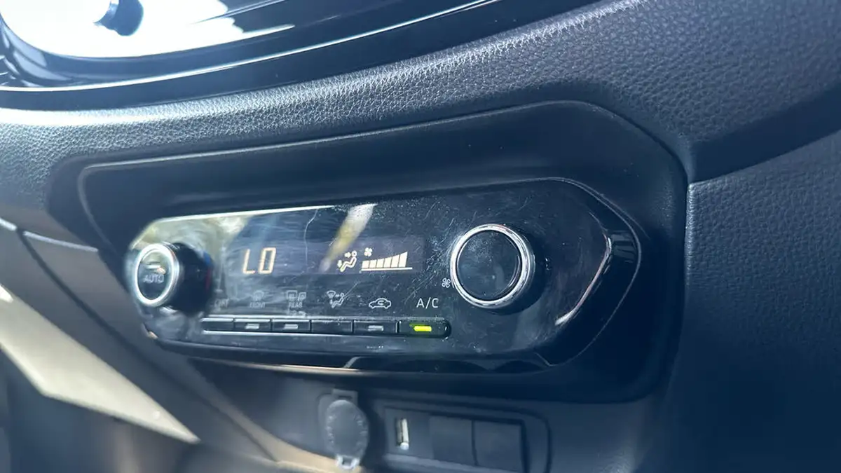 2024-toyota-aygo-x-10-vvt-i-edge-cvt-big-26