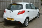 2014-mazda-mazda2-13-se-air-con-small-11