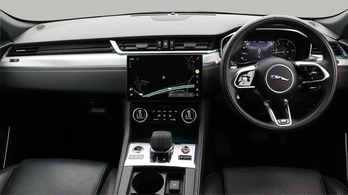 2022-jaguar-f-pace-20-d200-r-dynamic-s-big-16