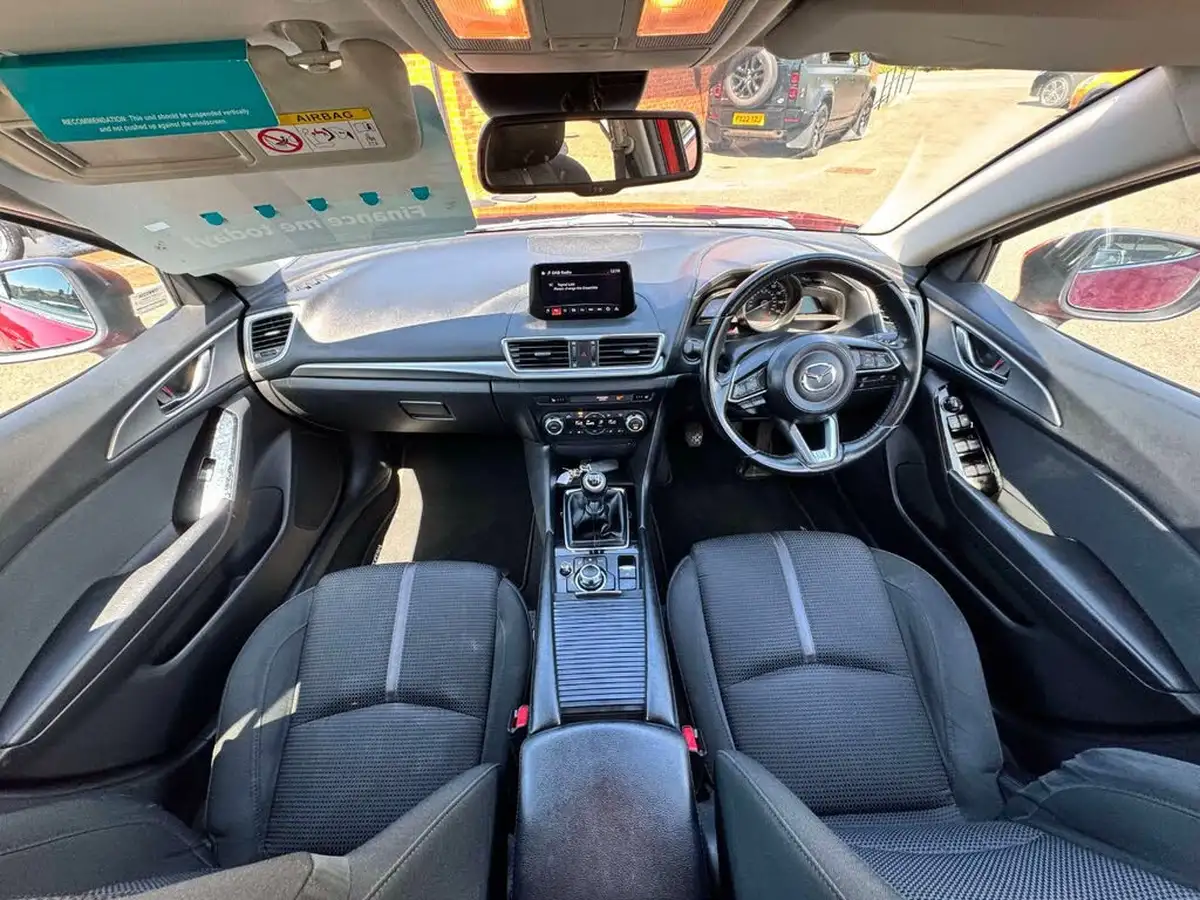 2018-mazda-mazda3-20-se-l-nav-hatchback-5d-big-15