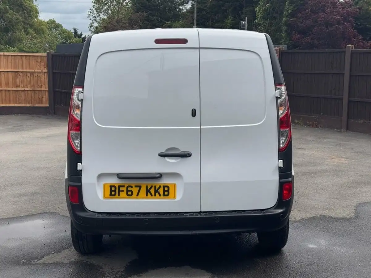 2017-renault-kangoo-maxi-15dci-ll21-energy-90-maxi-pt-business-panel-big-3