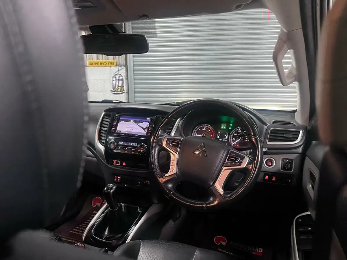 2017-mitsubishi-l200-24di-d-warrior-178bhp-eu6-big-19