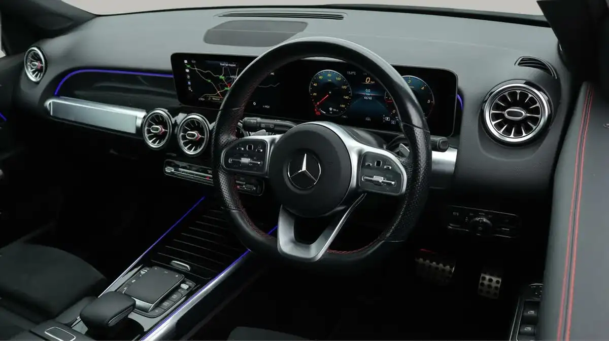 2020-mercedes-benz-glb-class-20d-glb220d-amg-line-premium-plus-driving-assistance7-big-9