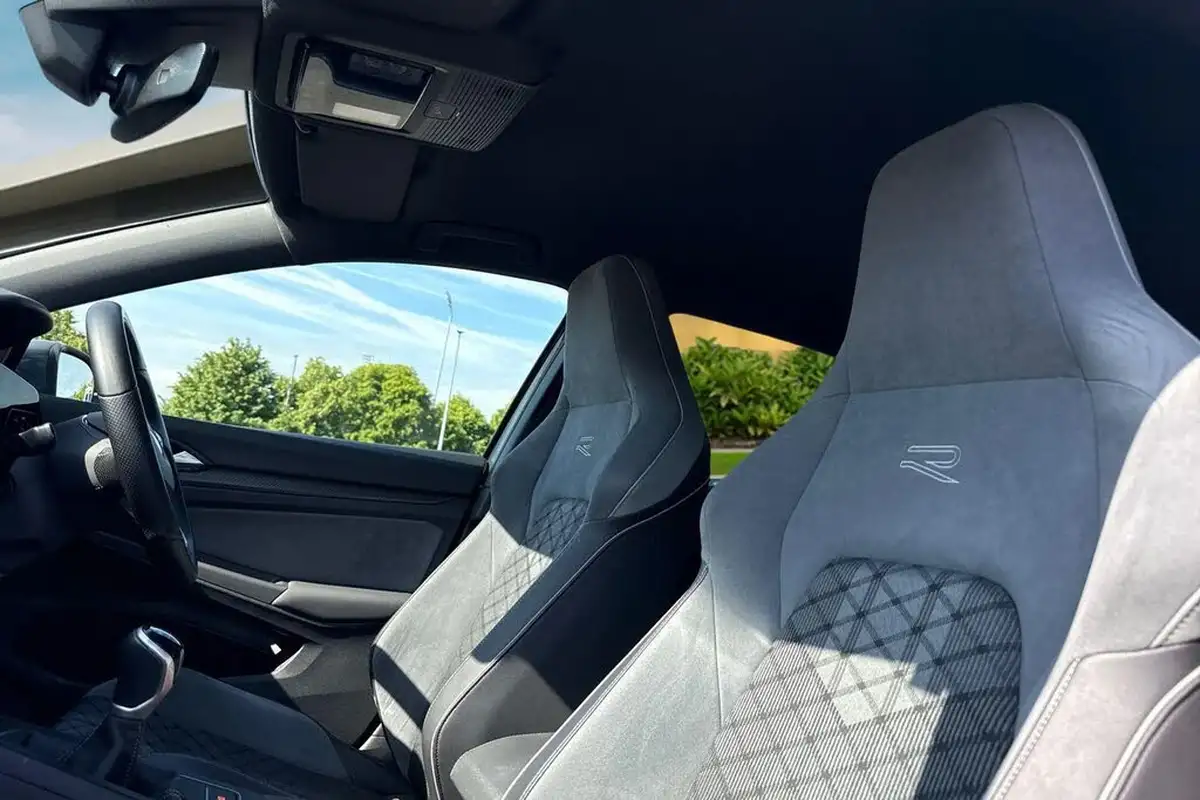 2022-volkswagen-golf-15-tsi-r-line-130ps-hatchback-big-15