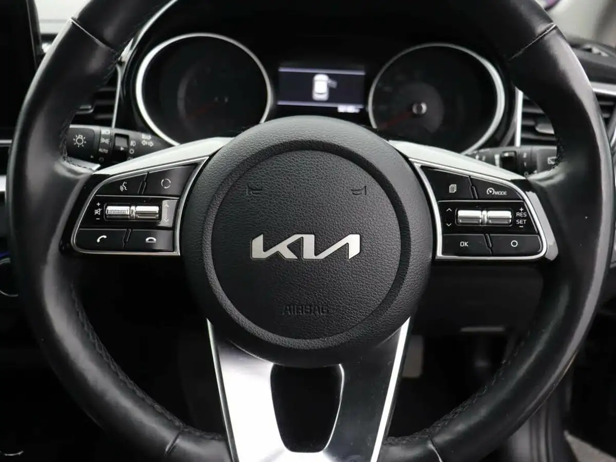 2021-kia-xceed-15-t-gdi-3-big-33
