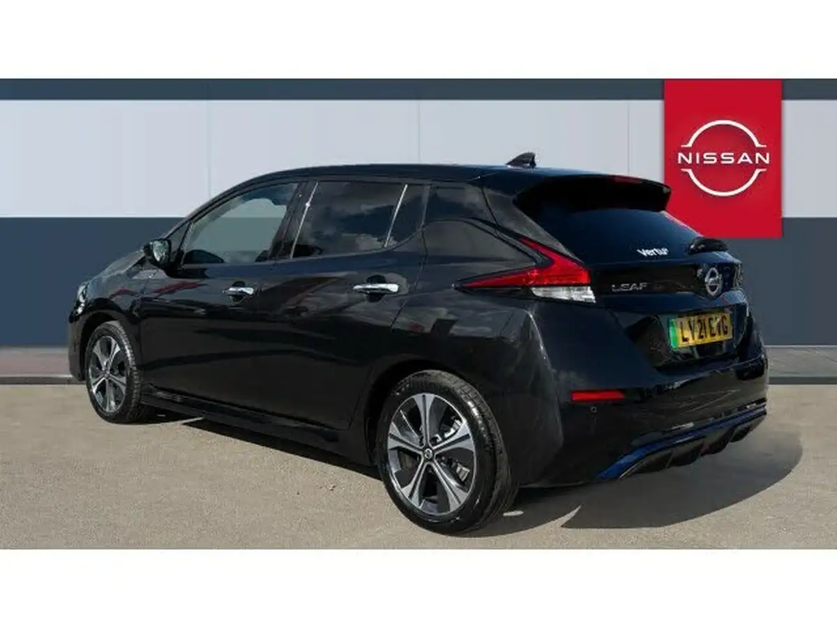 2021-nissan-leaf-e-tekna-big-1