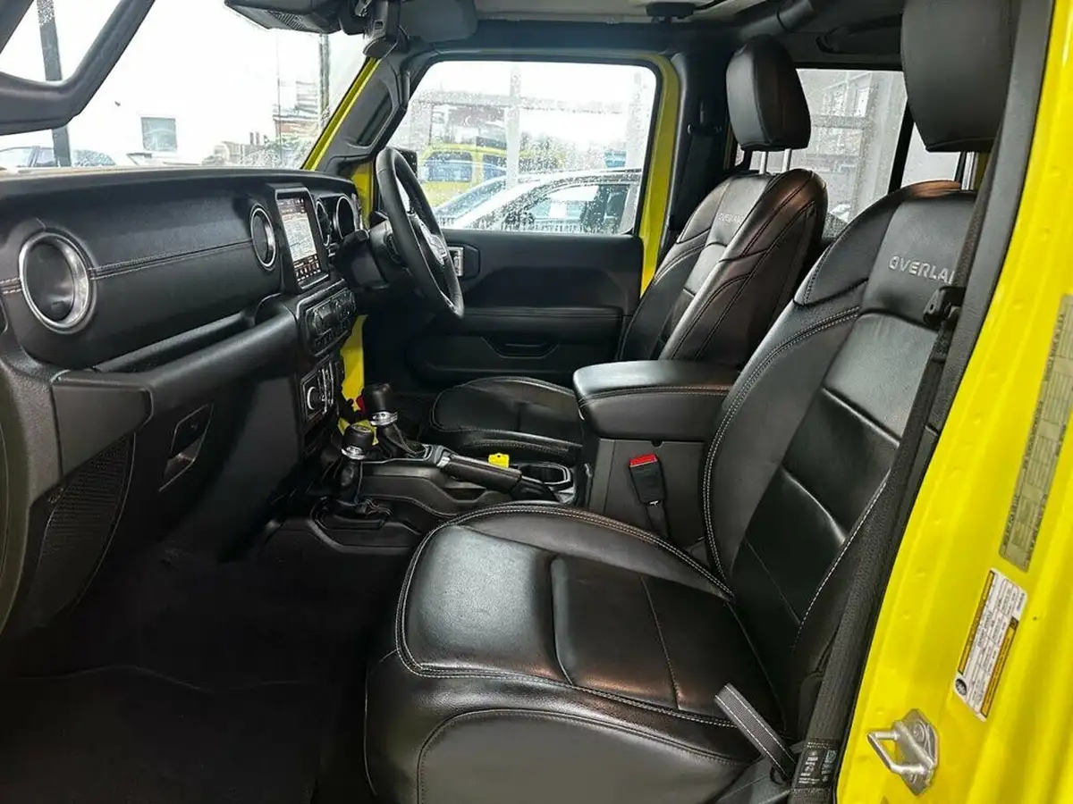 2023-jeep-wrangler-20-gme-overland-big-26