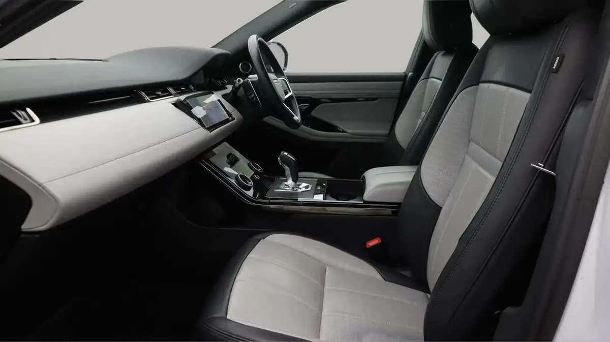 2021-land-rover-range-rover-evoque-15-p300e-r-dynamic-hse-big-14