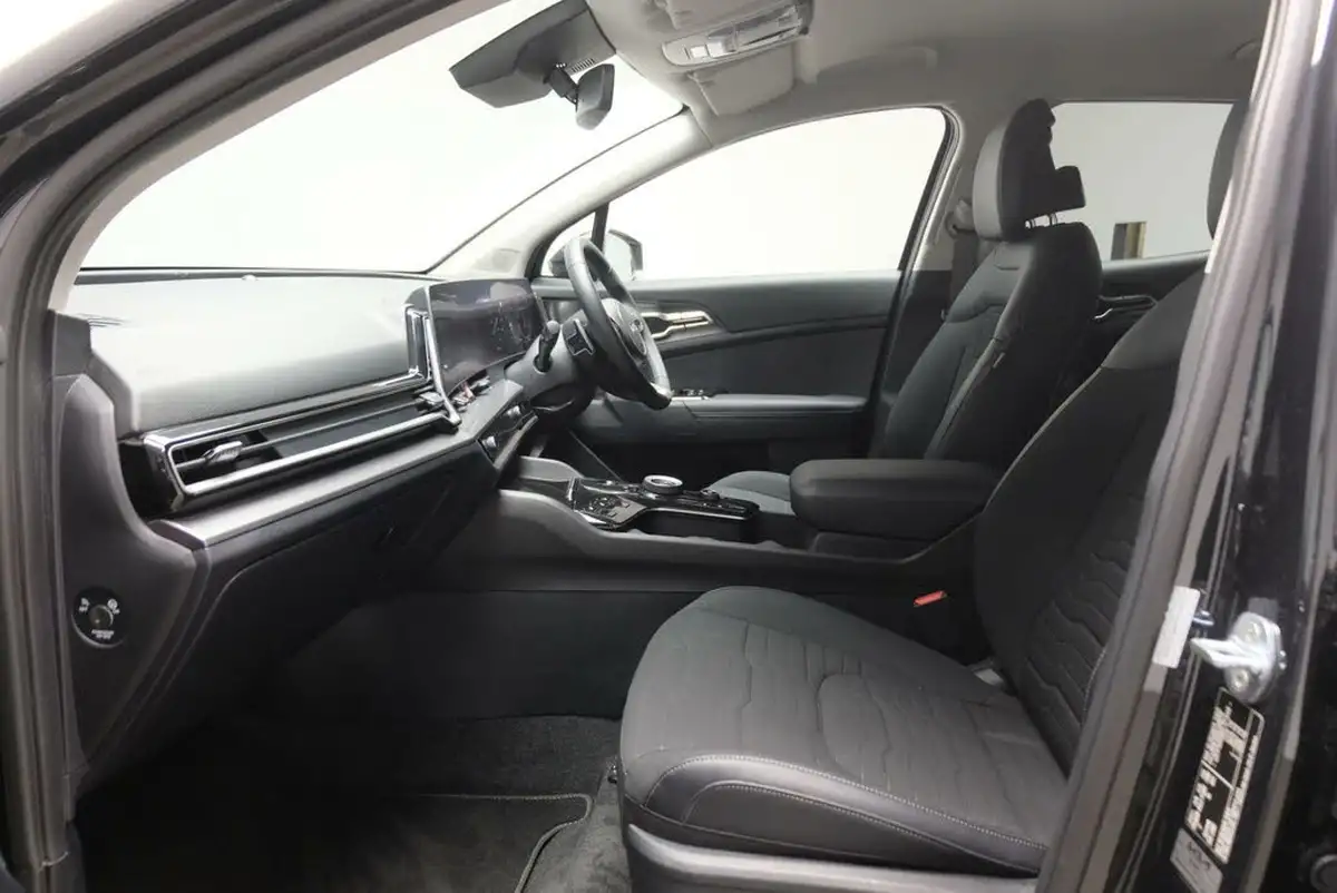 2024-kia-sportage-16-t-gdi-3-207bhp-hev-auto-big-12