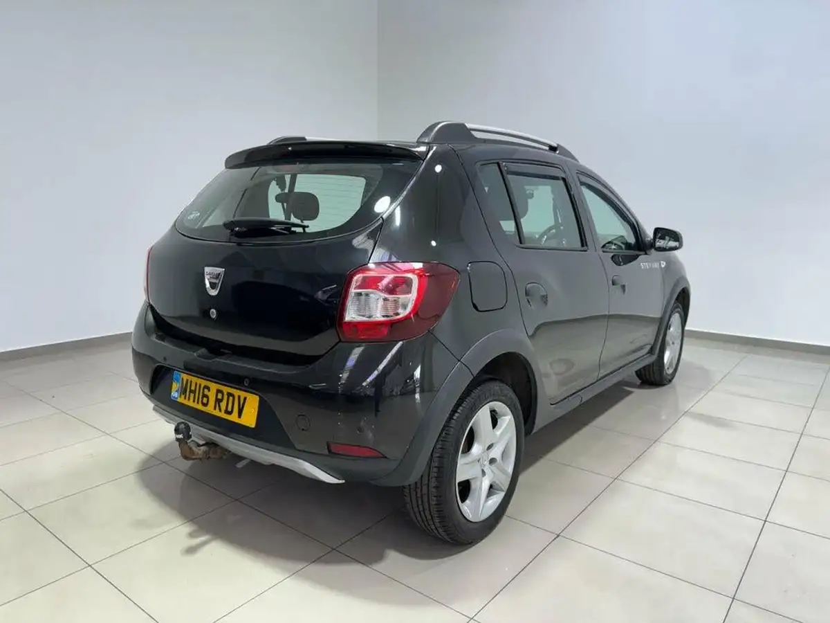2016-dacia-sandero-stepway-15dci-laureate-big-10