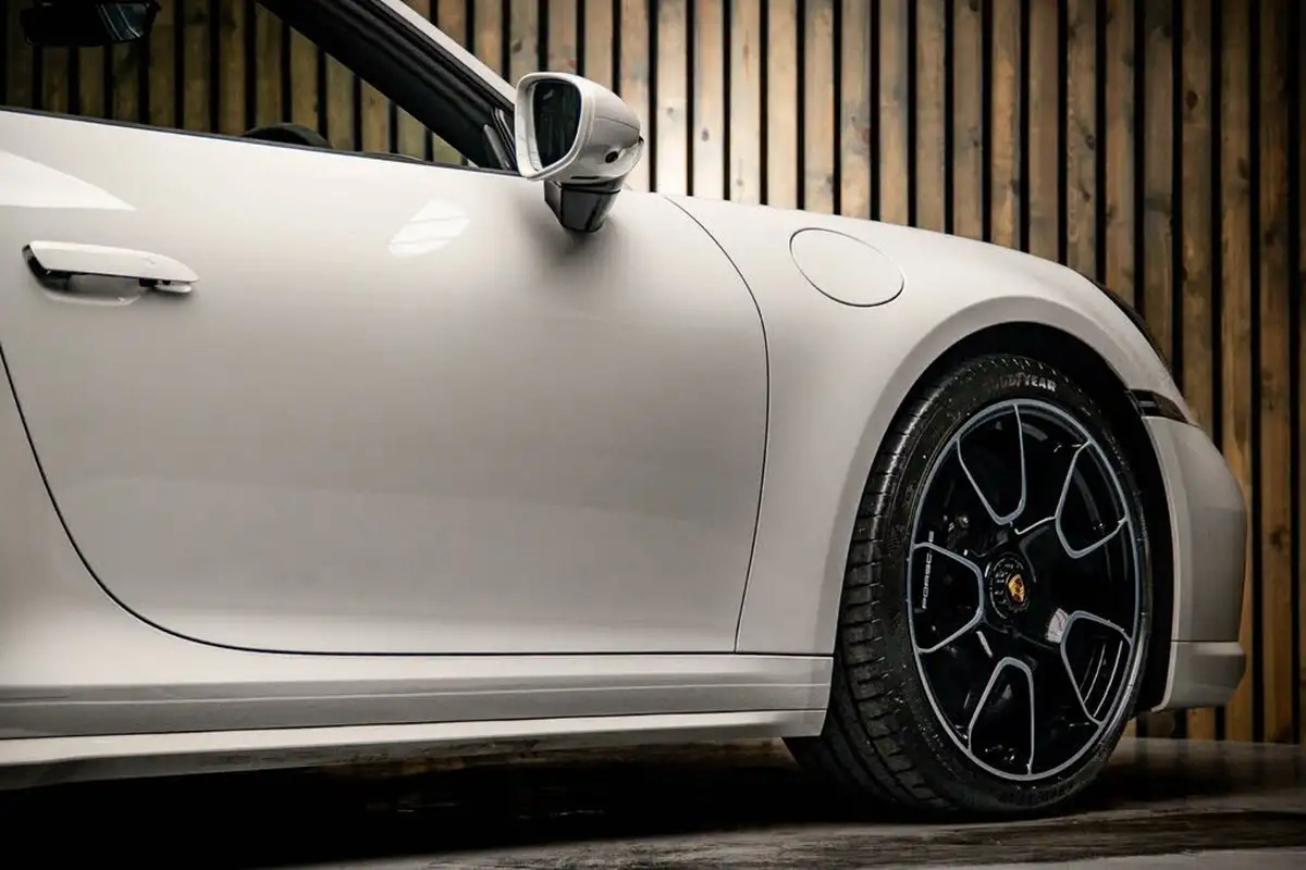2023-porsche-911-38-turbo-s-awd-turbo-cabriolet-big-14