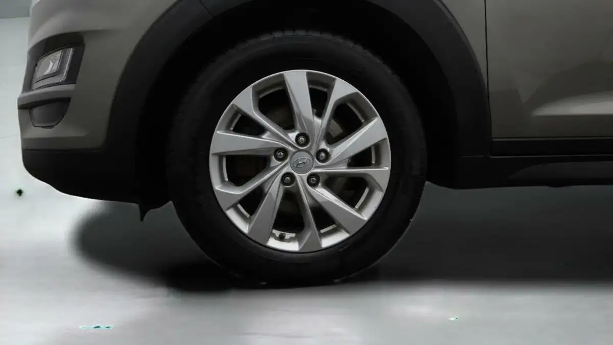 2019-hyundai-tucson-16-t-gdi-se-nav-dct-big-18