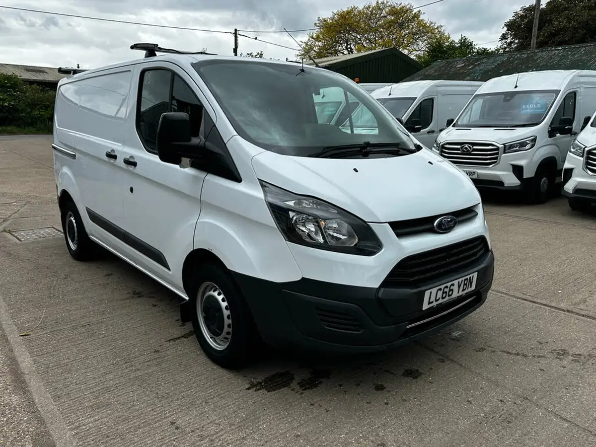 2016-ford-transit-custom-20tdci-310-l1h1-105pseu6-panel-van-big-13